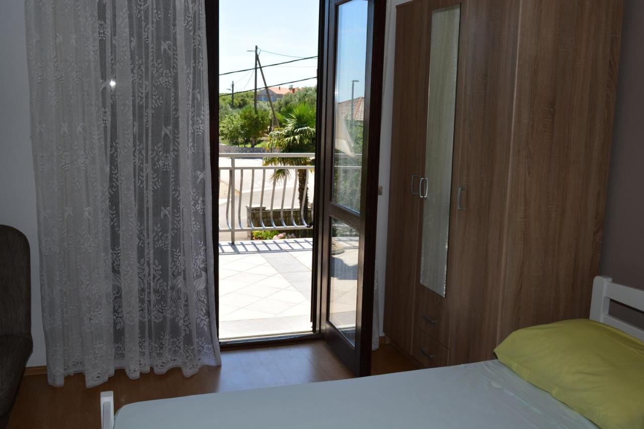 Apartmani Katica Kornić Exterior foto