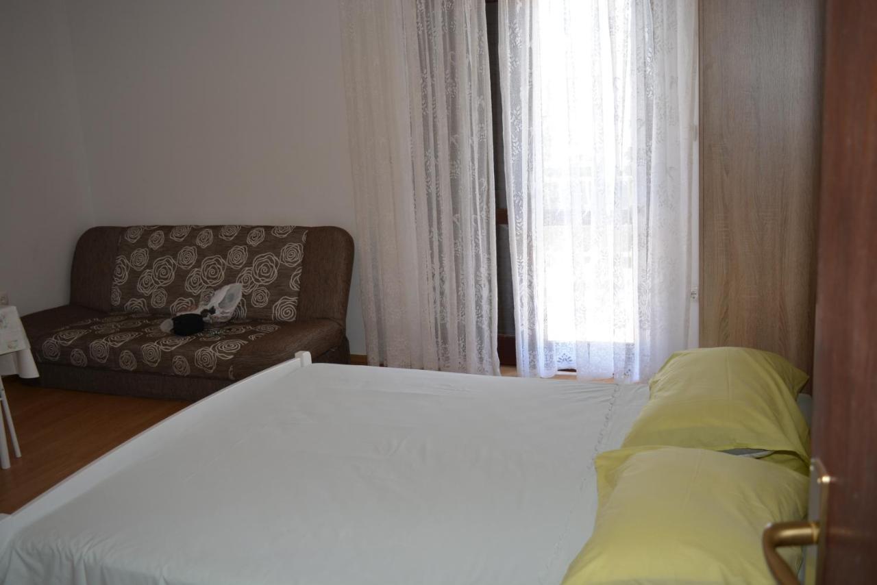 Apartmani Katica Kornić Exterior foto